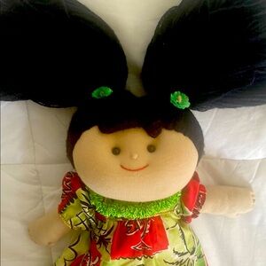 Hawaiian, Raggedy Ann doll plush green lay around the neck